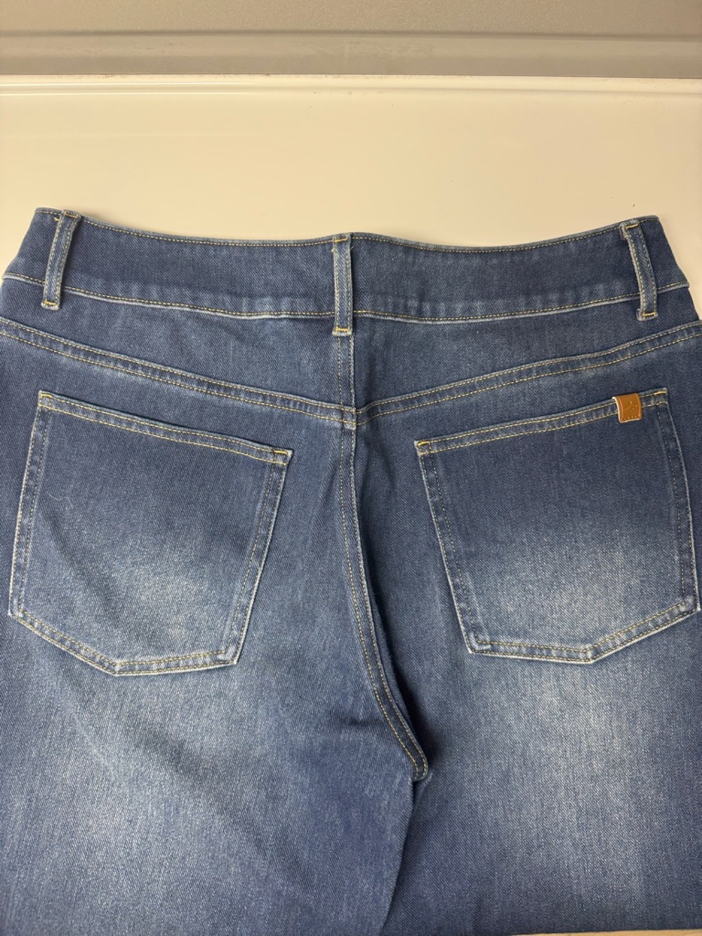 HALARA Medium Blue Denim Jeans with Yellow Stitching - Picture 2 of 5